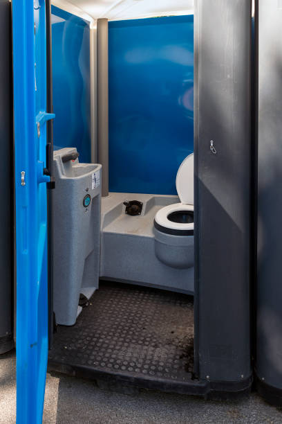 Best Portable toilet rental cost  in Belmont, WI